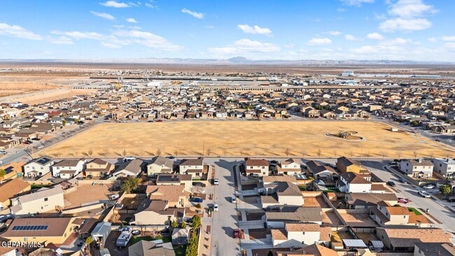 Building Photo - 7045 Eagle Nest Ct