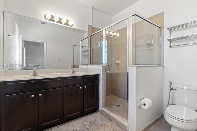 Building Photo - 9301 SW 171st Ct