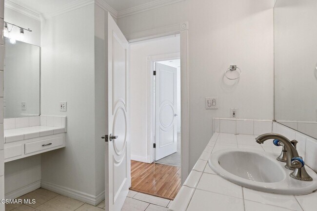 Building Photo - 4613 Reforma Rd