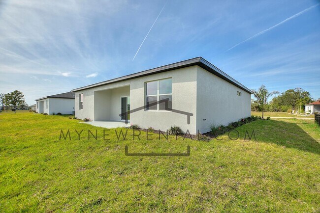 Building Photo - Deposit-Free! Modern, energy efficient hom...