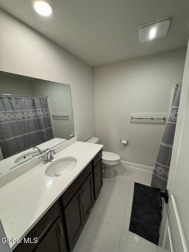 Building Photo - 546 NY-9P