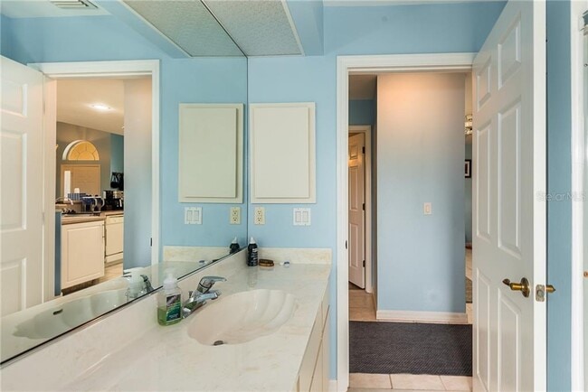 Building Photo - 7557 S Blue Sage