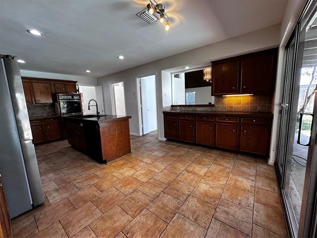 Building Photo - 7215 Cutter Mill Dr