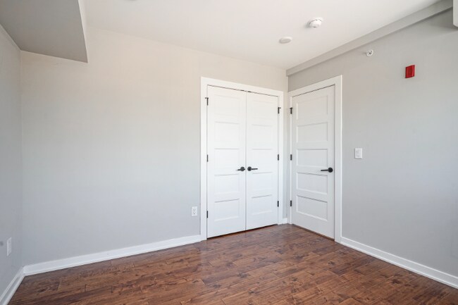 Building Photo - 1710 Cambridge St