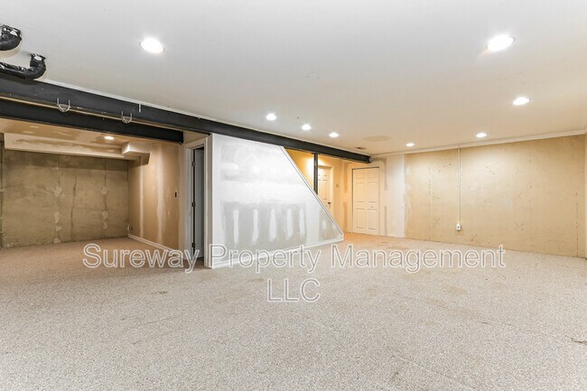 Building Photo - 1704 Delancey Way