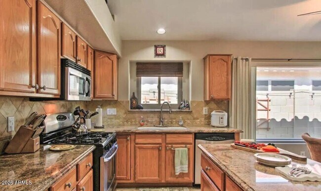 Building Photo - 17211 N Cassi Dr