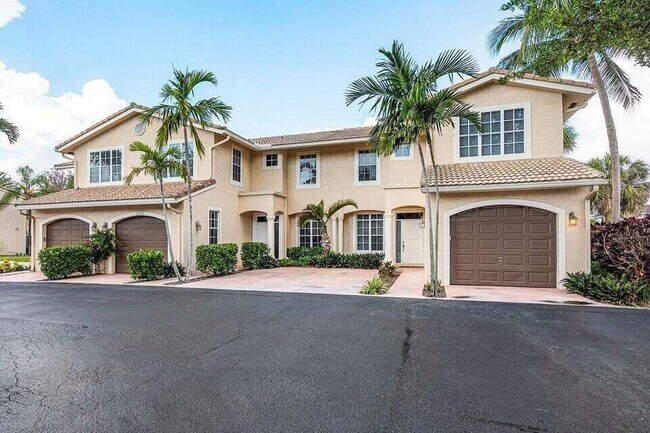 Building Photo - 350 SW 8th St