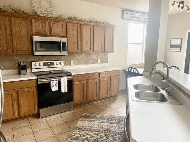 Building Photo - 4805 Virginia Dare Ln