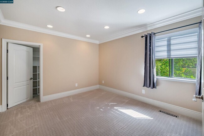 Building Photo - 3327 Quail Walk Ln
