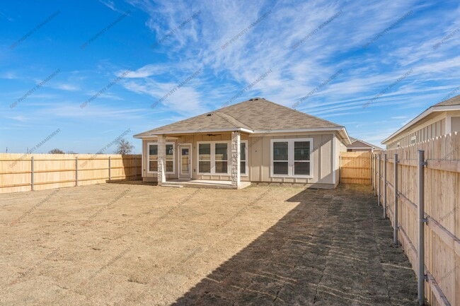 Building Photo - 2704 Wasilla Dr