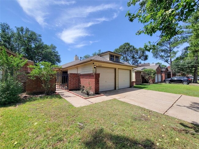 Primary Photo - 7122 River Garden Dr