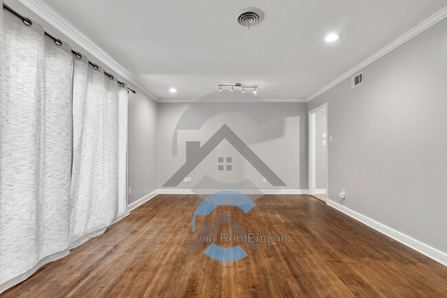 Building Photo - 6214 H St