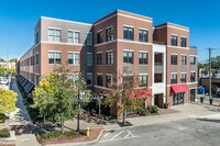 Building Photo - HIGHPOINT Clarendon Hills