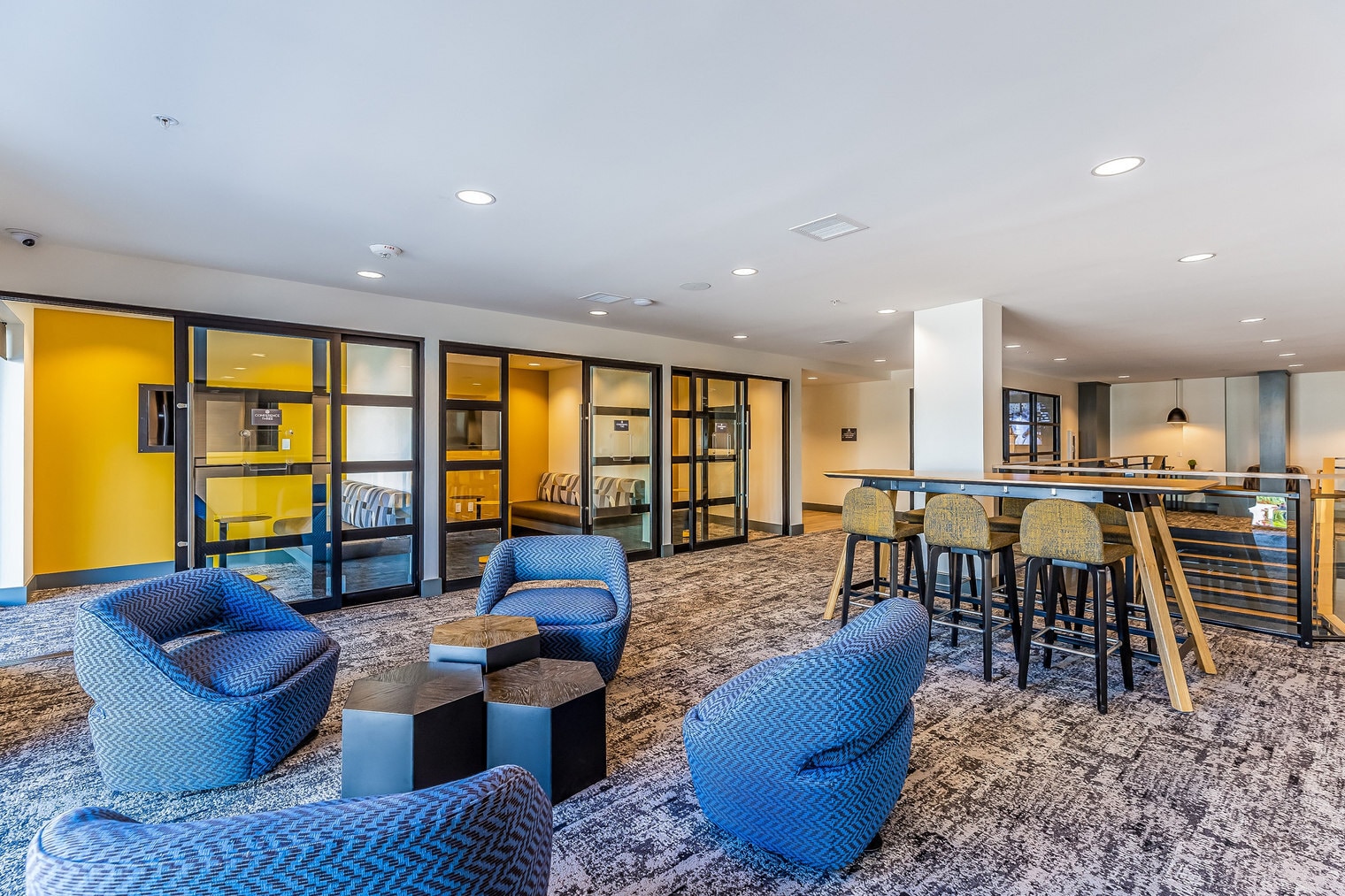 Building Photo - 109 S Division St