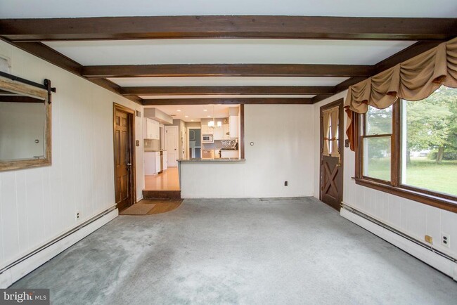 Building Photo - 415 New Rd