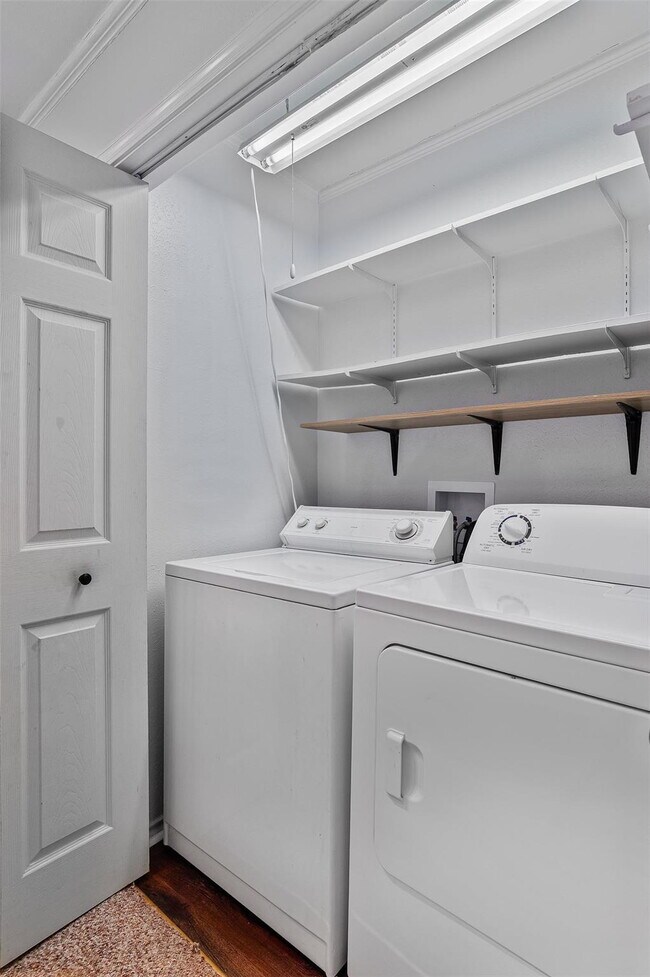 Building Photo - "Charming 3-Bedroom Home with Cozy Fireplace in Bossier City"