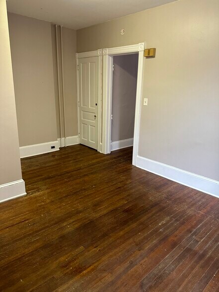 Building Photo - 228 Shafer Ave