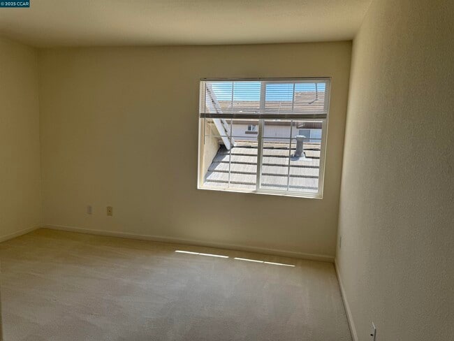 Building Photo - 4641 Palomino Way