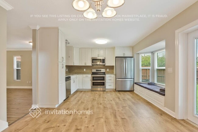 Building Photo - 1157 Chambord Ct