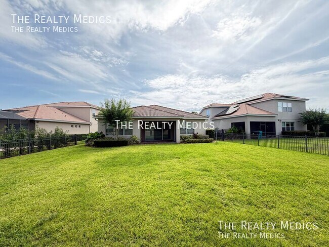 Building Photo - 11867 Padua Ln