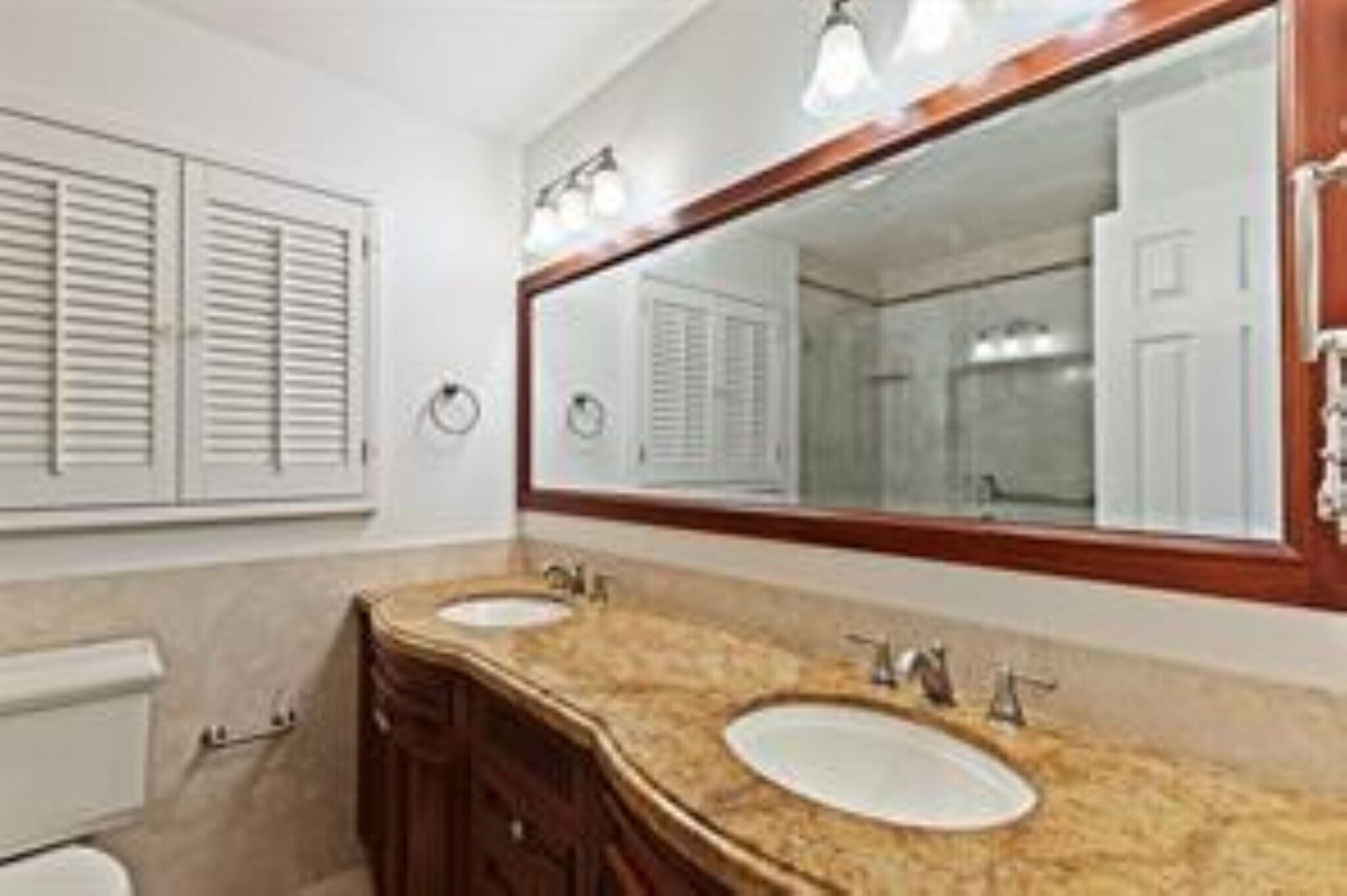 Building Photo - 2070 NE 54th Ct