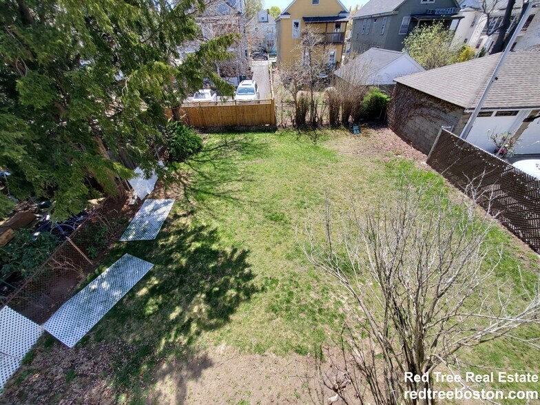 Building Photo - 270 Harvard St