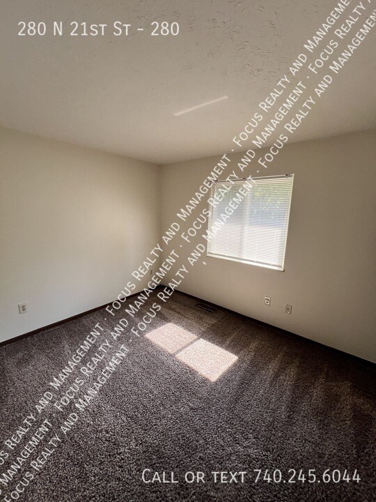 Building Photo - 280 N 21st St