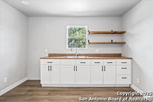 Building Photo - 146 Caddo