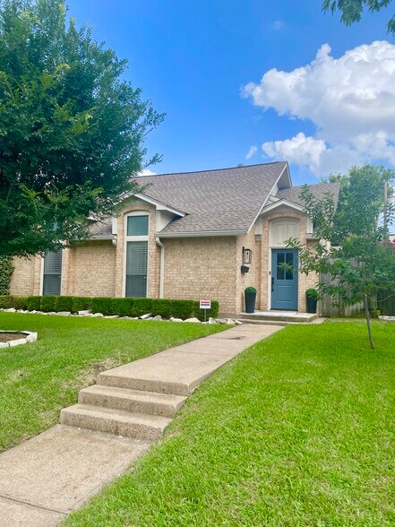 Building Photo - 10654 Sandpiper Ln