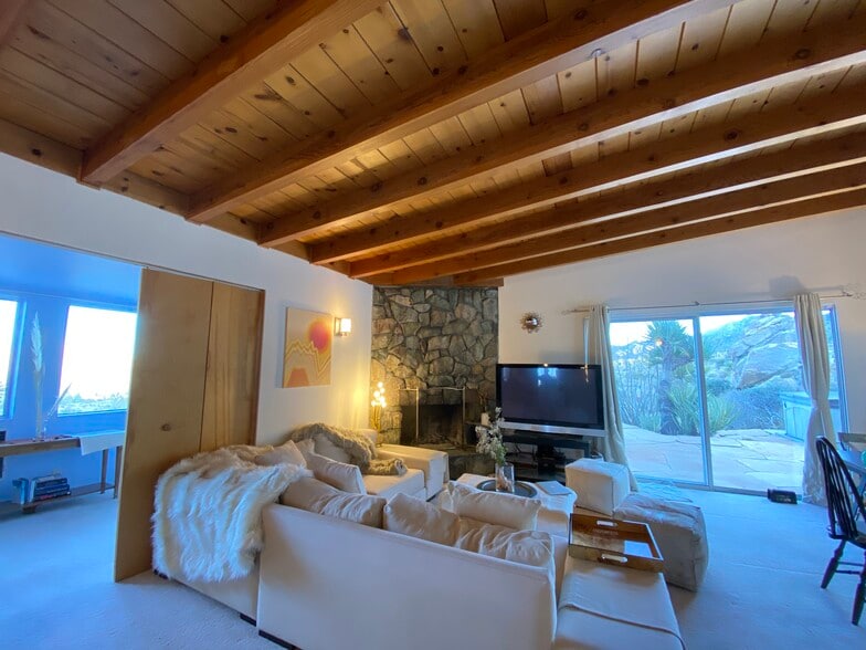 Fireplace and Smart TV - 8080 Sunset Rd