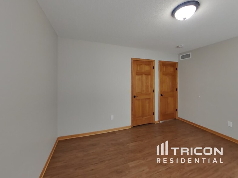 Building Photo - 4005 Deerwood Trail