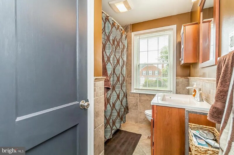 Building Photo - 1583 Doxbury Rd