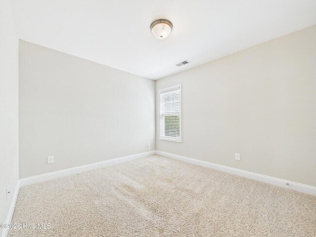 Building Photo - 478 Atwood Dr