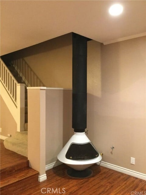 Building Photo - 2220 E Chapman Ave