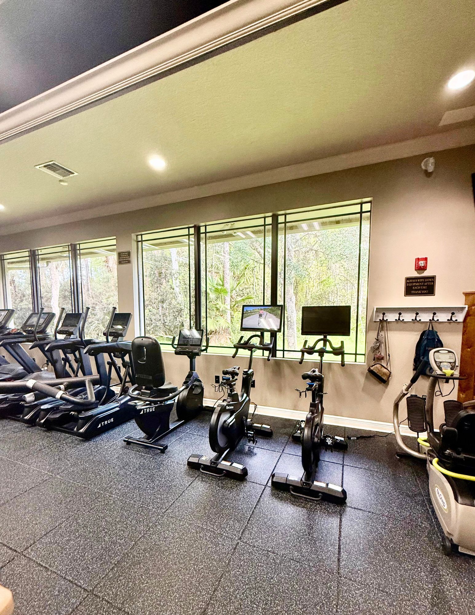 Fully Equipped Fitness Center - 2414 Siward Ave