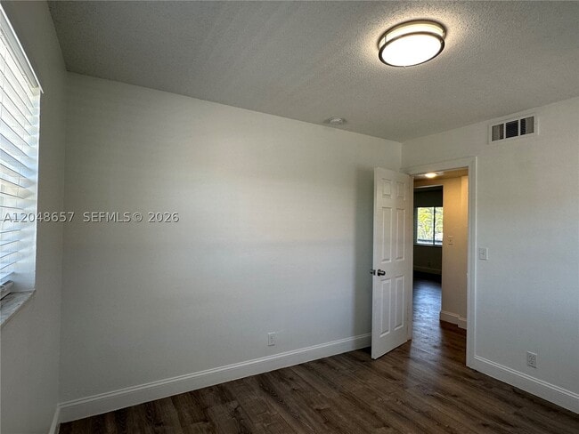 Building Photo - 2401 NW 9th Terrace