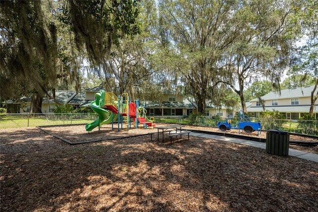Building Photo - 13200 W Newberry Rd