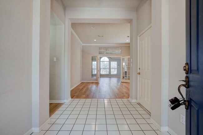 Building Photo - 9137 Fainwood Ln