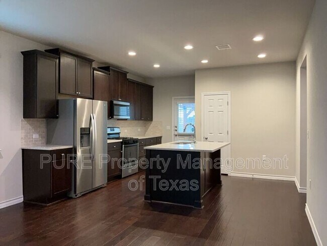 Building Photo - 11708 Coyote Call Way