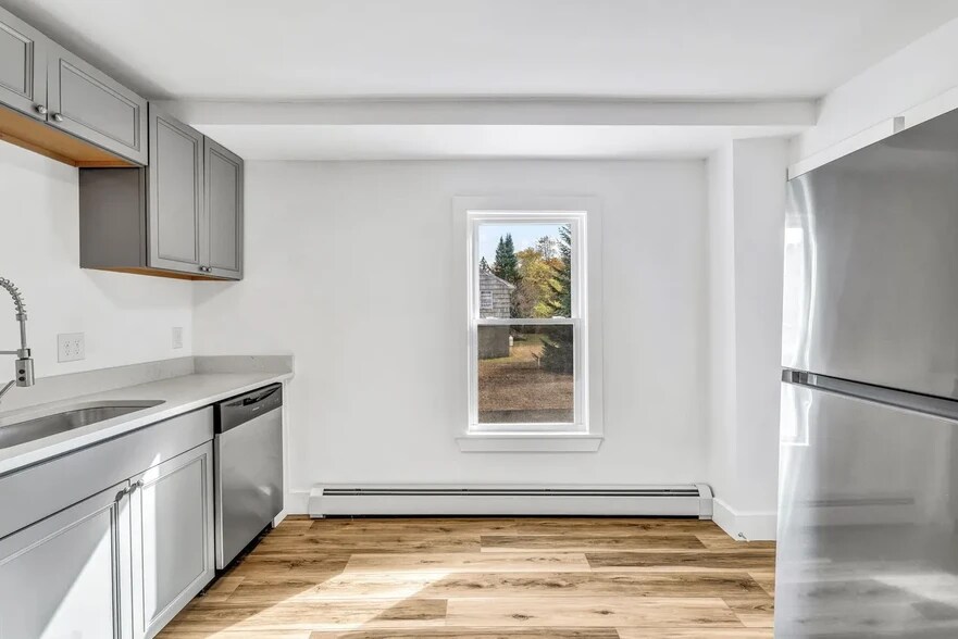 Building Photo - 151 South St