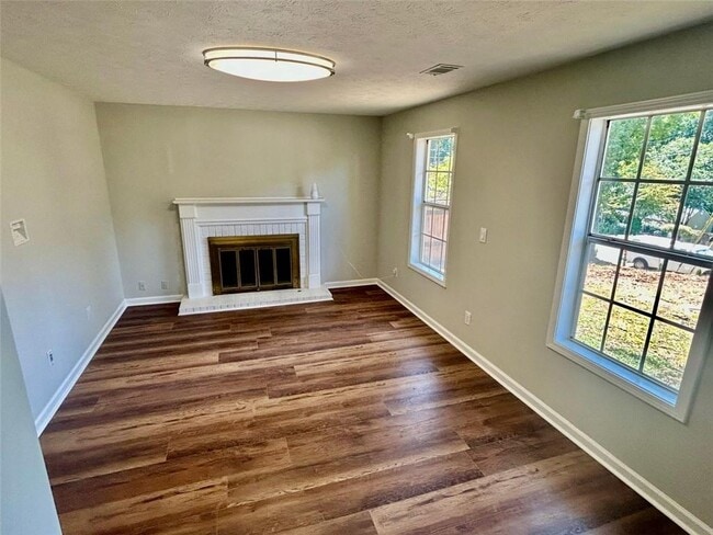 Building Photo - 3288 Long Indian Creek Ct