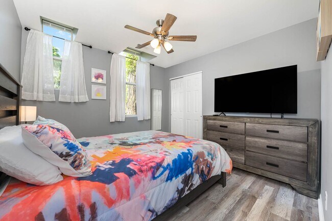 Building Photo - Funky Firehouse Renovated into Modern 2 BD...