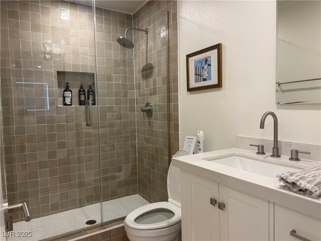 Building Photo - 3611 Rosewood St