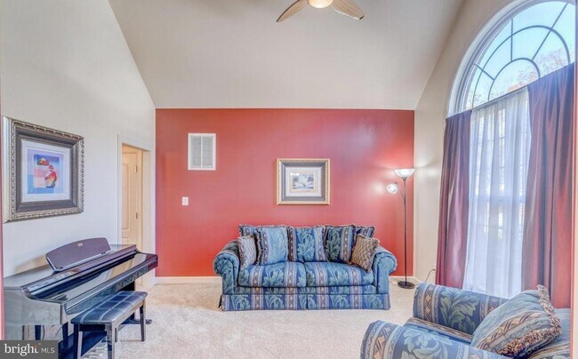 Building Photo - 109 Quail Ct