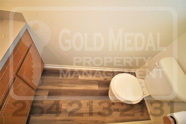 Building Photo - 4509 Deek Dr