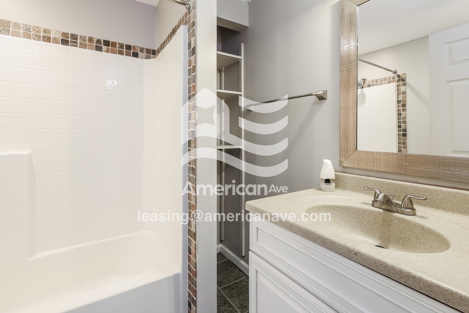 Building Photo - 28407 Patricia St