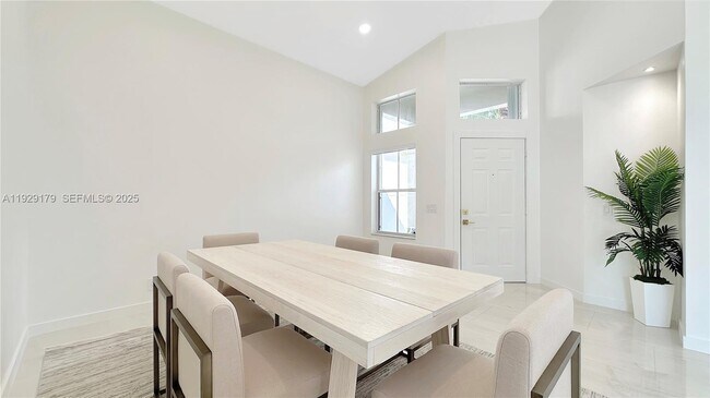 Building Photo - 600 Stanton Dr