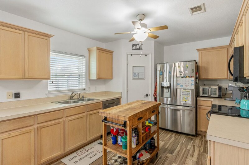 Building Photo - 202 Waterwood Dr