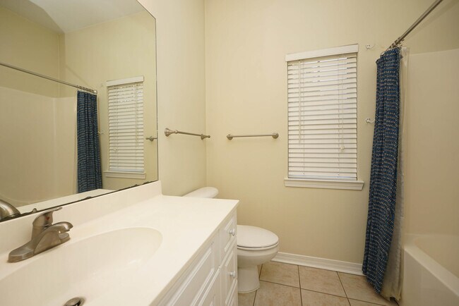 Building Photo - 1501 Partin Dr N