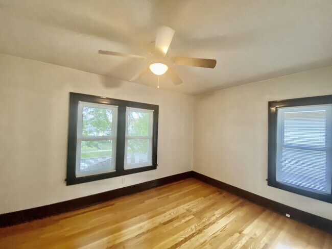 Building Photo - 333 Orange St